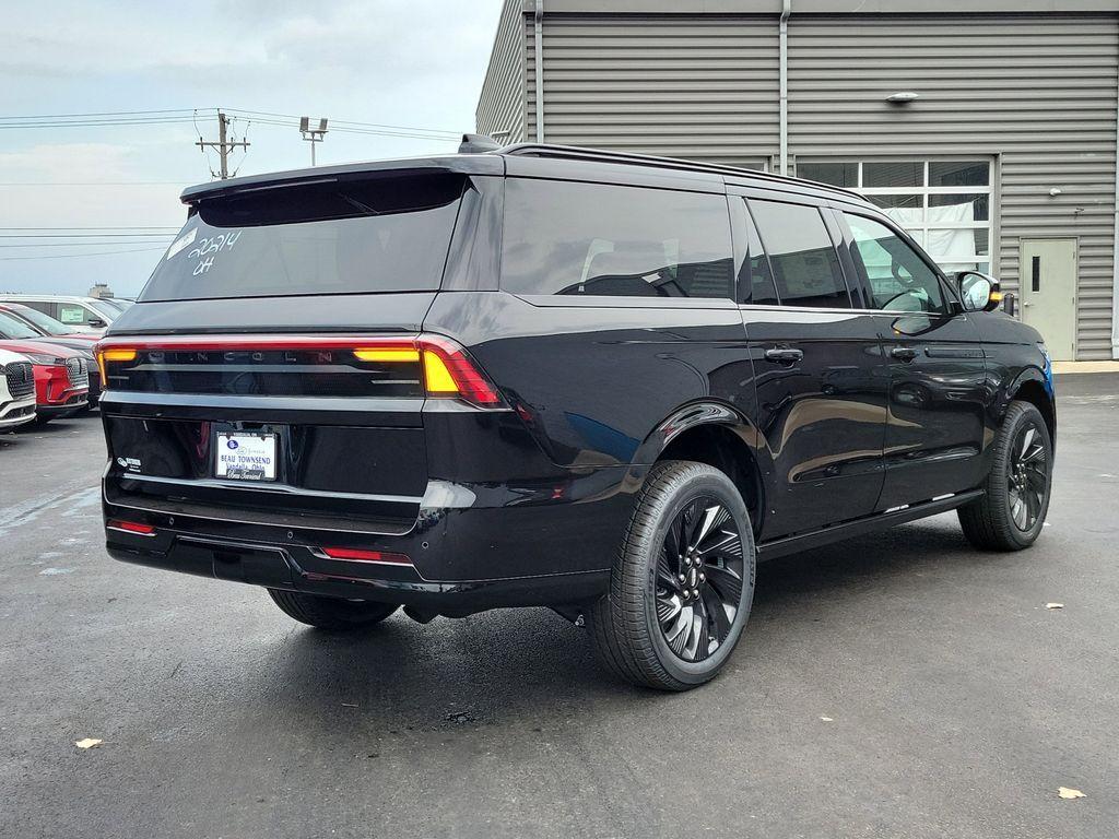 new 2025 Lincoln Navigator L car, priced at $112,485