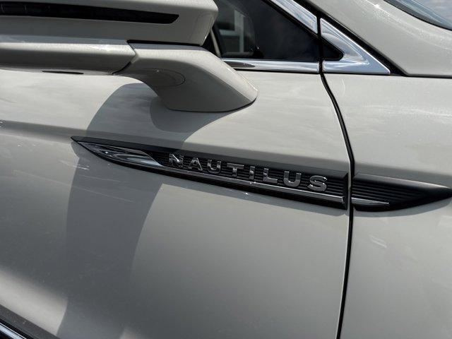 used 2022 Lincoln Nautilus car, priced at $33,995