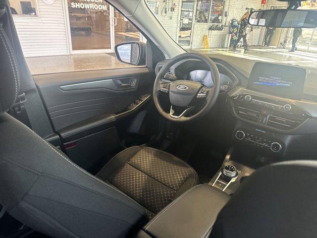 new 2025 Ford Escape car, priced at $29,190