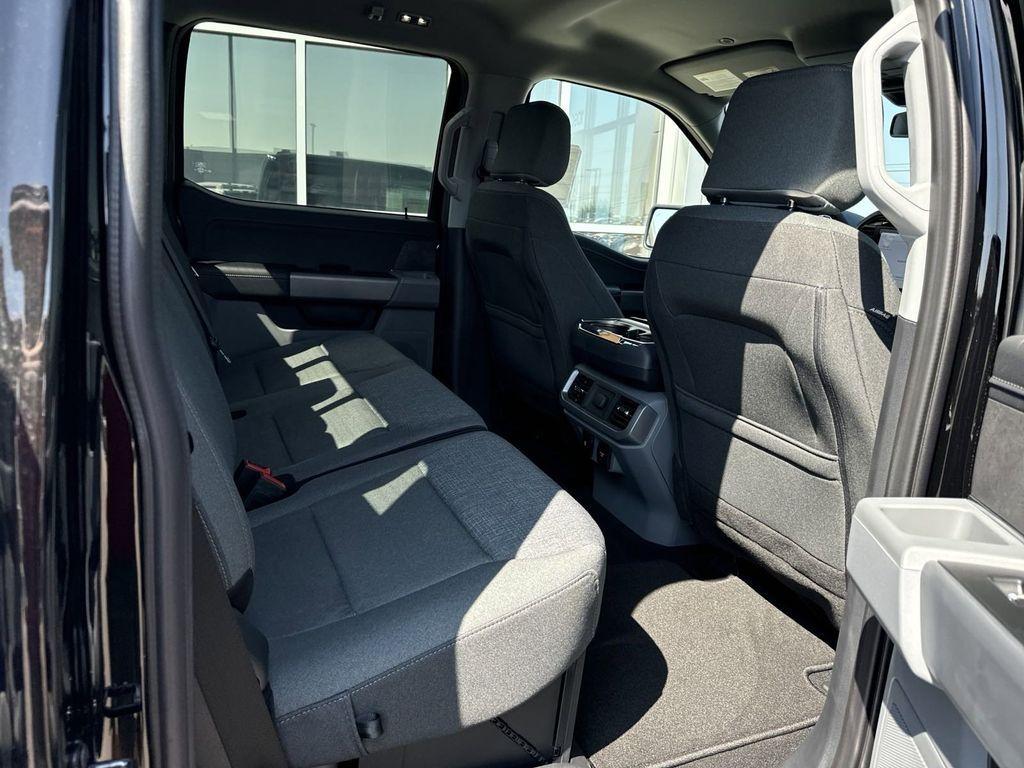 new 2024 Ford F-150 car, priced at $52,361