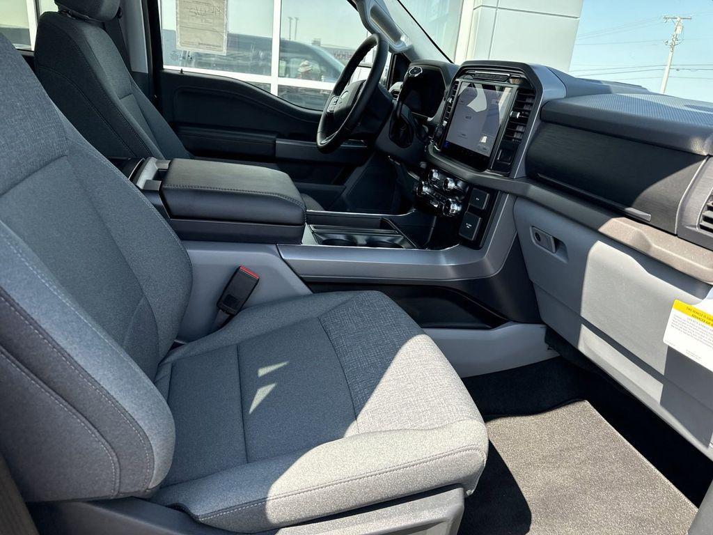 new 2024 Ford F-150 car, priced at $52,361