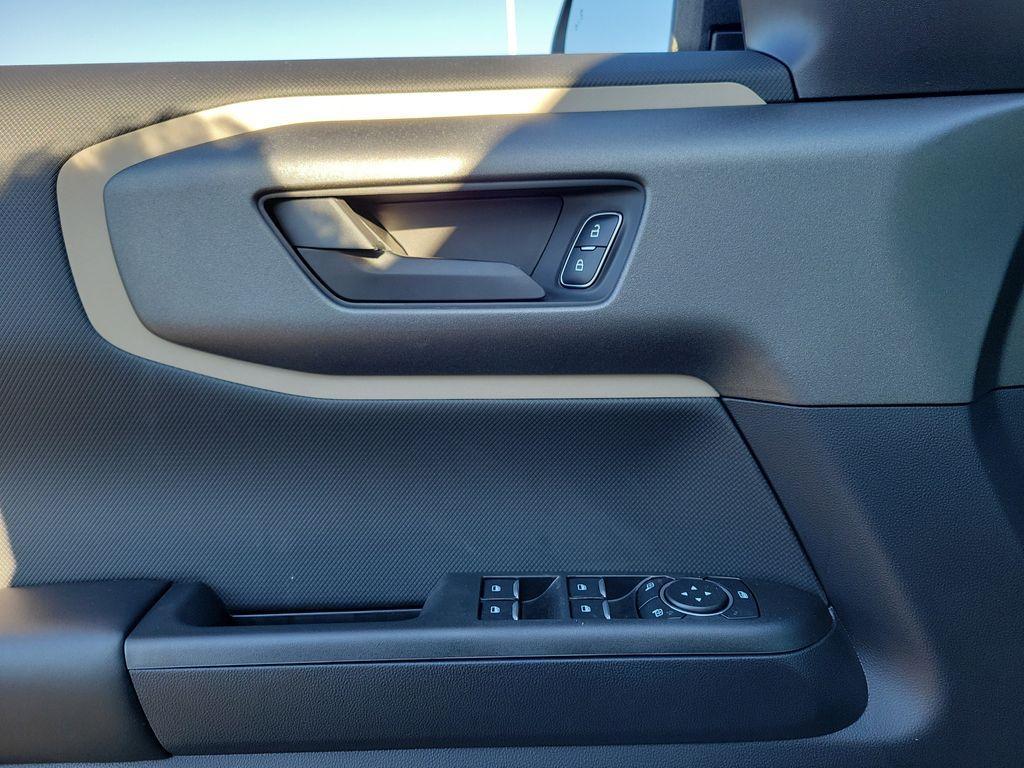 new 2025 Ford Bronco Sport car, priced at $31,909