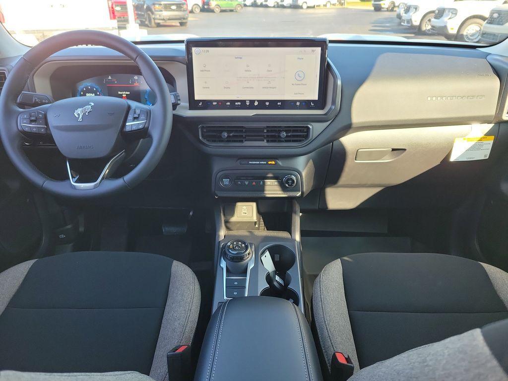 new 2025 Ford Bronco Sport car, priced at $31,909