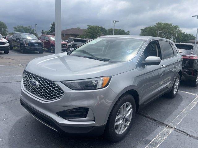 used 2024 Ford Edge car, priced at $35,995