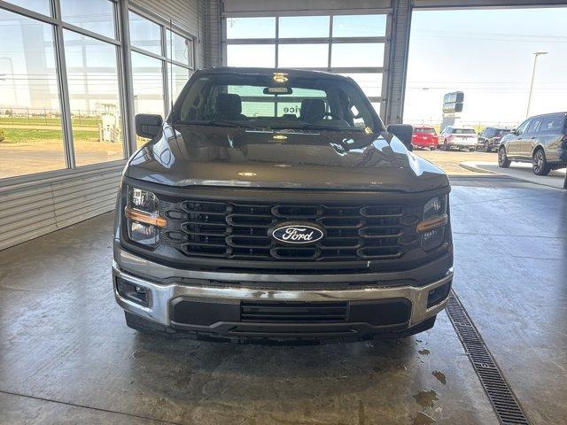 new 2025 Ford F-150 car, priced at $40,160