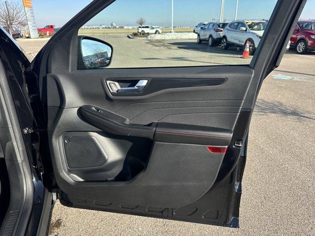 new 2025 Ford Escape car, priced at $30,180