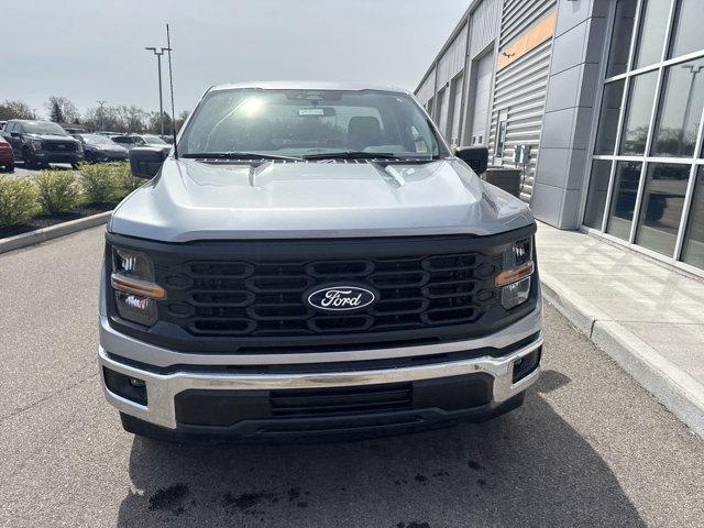 new 2025 Ford F-150 car, priced at $40,160