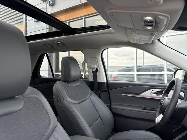 new 2025 Ford Explorer car, priced at $47,303