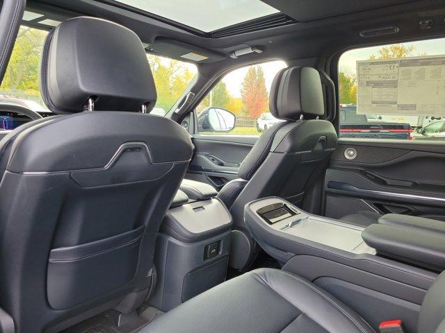 new 2025 Lincoln Navigator L car, priced at $113,235