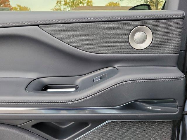 new 2025 Lincoln Navigator L car, priced at $113,235