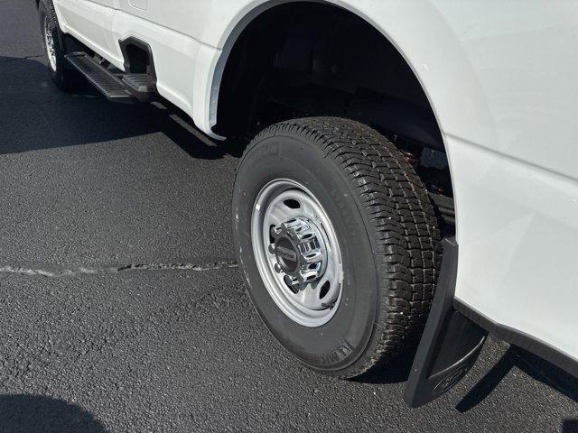 new 2025 Ford F-250 car, priced at $53,560