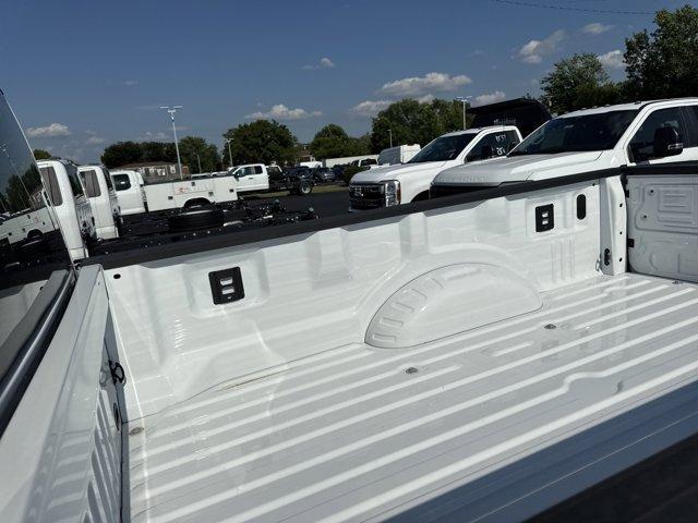 new 2025 Ford F-250 car, priced at $53,560