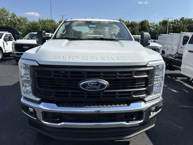 new 2025 Ford F-250 car, priced at $53,560