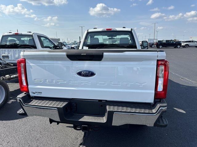 new 2025 Ford F-250 car, priced at $53,560