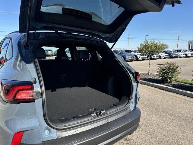 new 2025 Ford Escape car, priced at $30,685