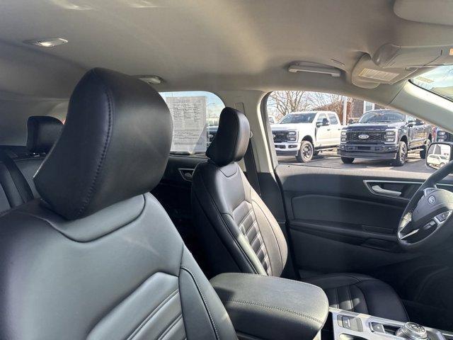 used 2024 Ford Edge car, priced at $27,995