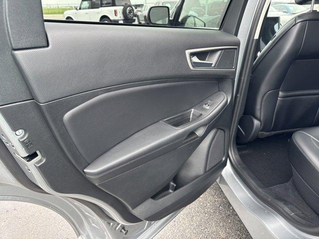 used 2024 Ford Edge car, priced at $29,995