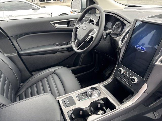 used 2024 Ford Edge car, priced at $29,995