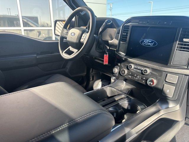 new 2024 Ford F-150 car, priced at $52,372