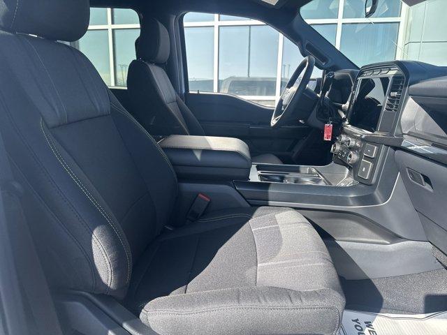 new 2024 Ford F-150 car, priced at $52,372