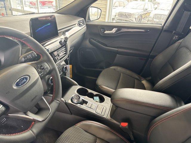 new 2025 Ford Escape car, priced at $29,950