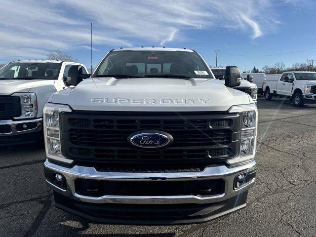 new 2024 Ford F-250 car, priced at $65,995