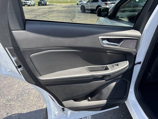used 2024 Ford Edge car, priced at $26,995