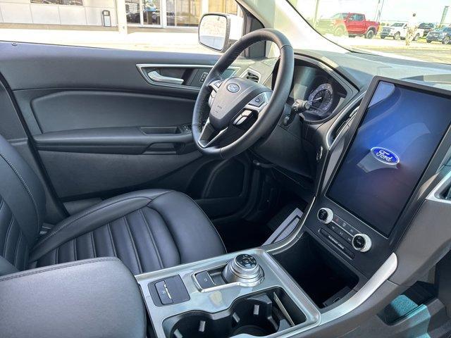 used 2024 Ford Edge car, priced at $26,995