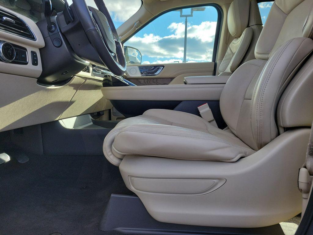 used 2020 Lincoln Navigator L car, priced at $37,995