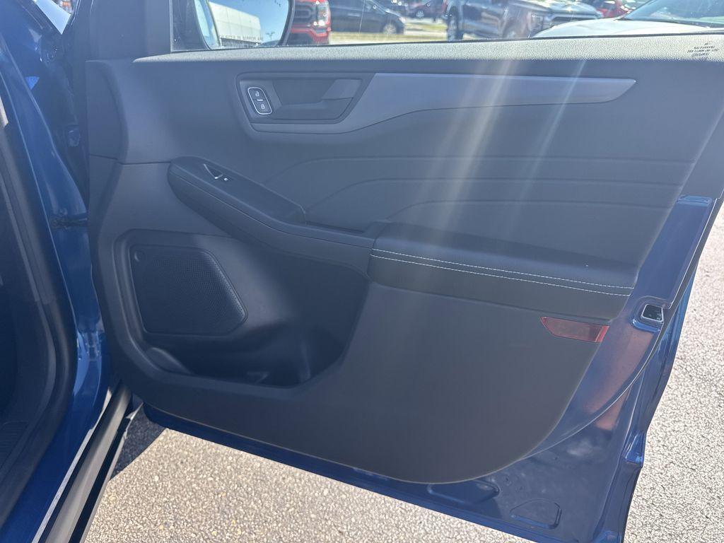 used 2023 Ford Escape car, priced at $21,995