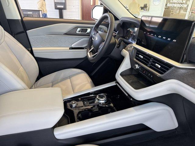 new 2025 Ford Explorer car, priced at $58,228
