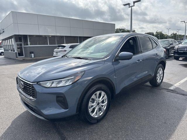 used 2023 Ford Escape car, priced at $26,995