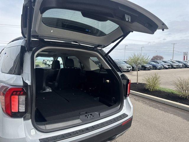 new 2025 Ford Explorer car, priced at $47,450