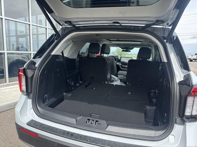 new 2025 Ford Explorer car, priced at $47,450