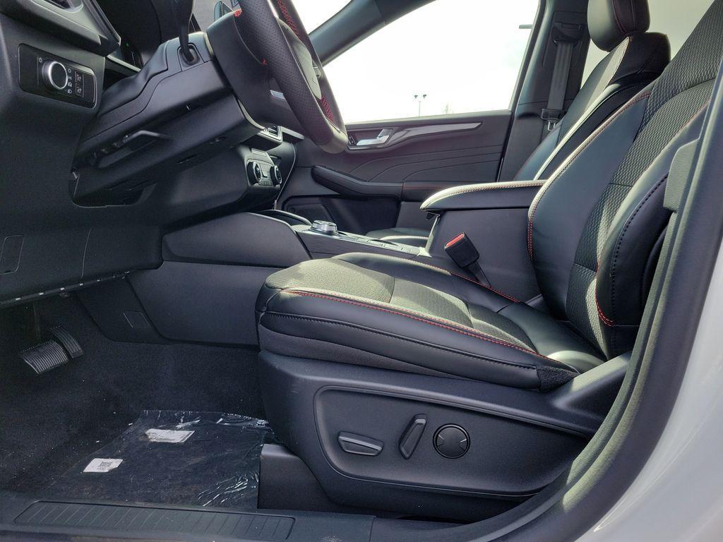 new 2026 Ford Escape car, priced at $32,058