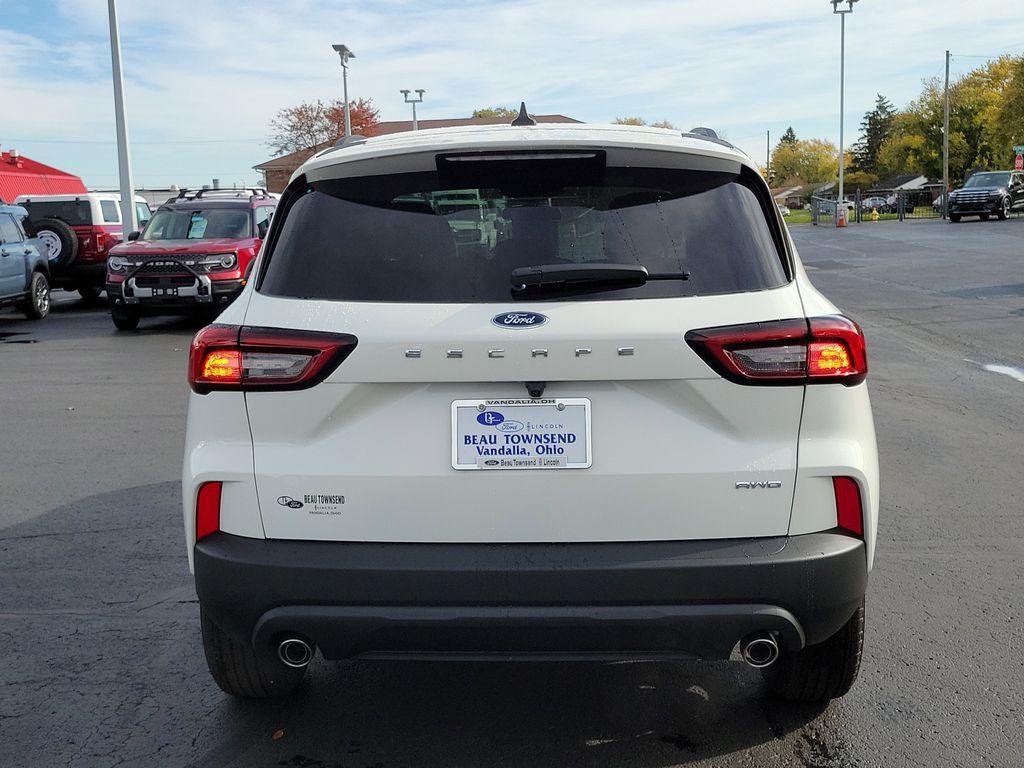 new 2026 Ford Escape car, priced at $32,058