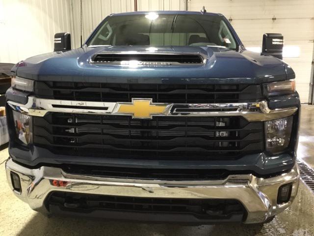 new 2025 Chevrolet Silverado 2500 car, priced at $68,076