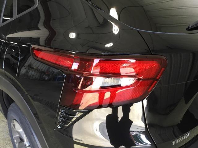 new 2025 Chevrolet Trax car, priced at $25,525