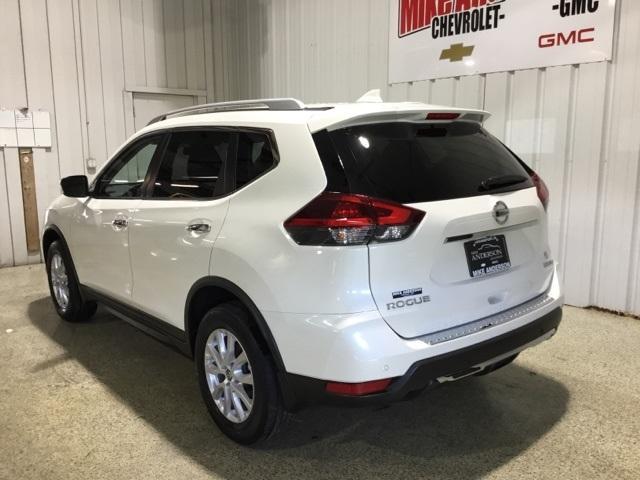 used 2020 Nissan Rogue car, priced at $18,995