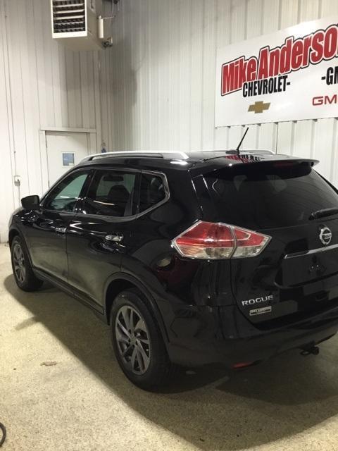 used 2016 Nissan Rogue car, priced at $11,995