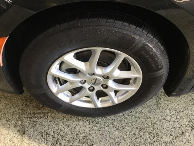used 2022 Chrysler Pacifica car, priced at $23,995