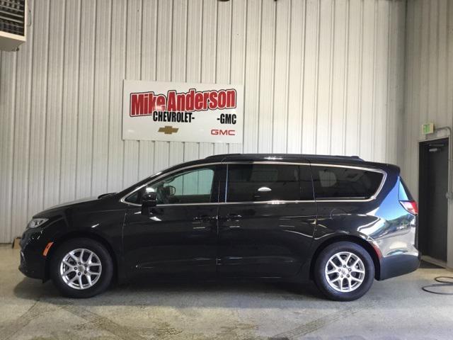 used 2022 Chrysler Pacifica car, priced at $23,995