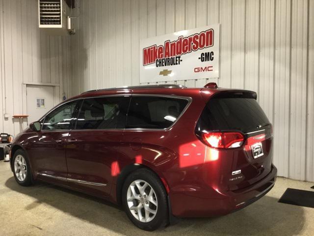 used 2018 Chrysler Pacifica car, priced at $18,995