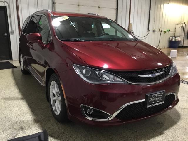 used 2018 Chrysler Pacifica car, priced at $16,995