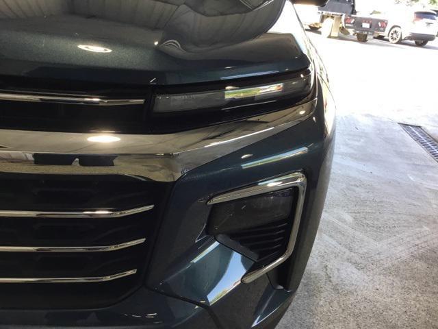 new 2026 Chevrolet Traverse car, priced at $43,960