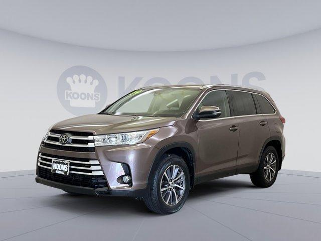 used 2019 Toyota Highlander car, priced at $26,888