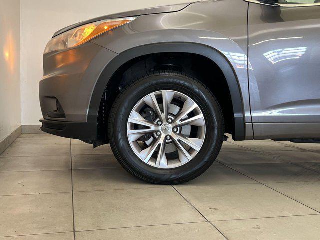 used 2015 Toyota Highlander car, priced at $18,413
