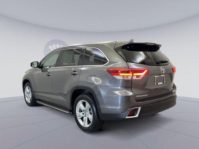 used 2017 Toyota Highlander car, priced at $20,916