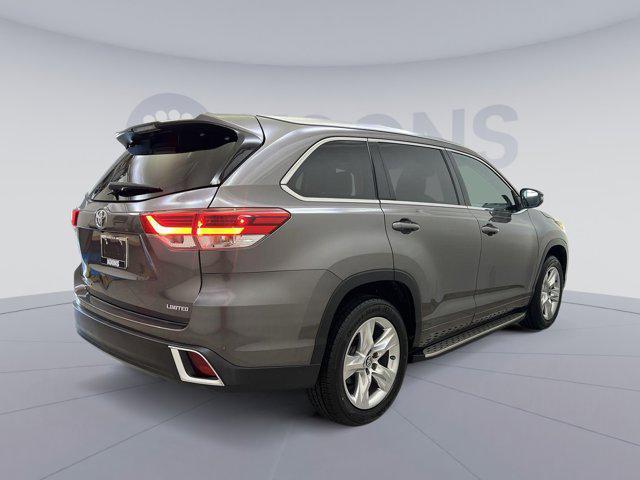 used 2017 Toyota Highlander car, priced at $20,916