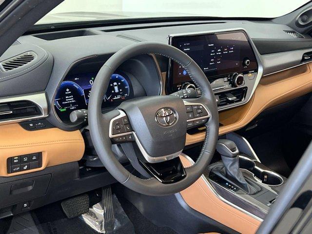 used 2024 Toyota Highlander Hybrid car, priced at $54,685